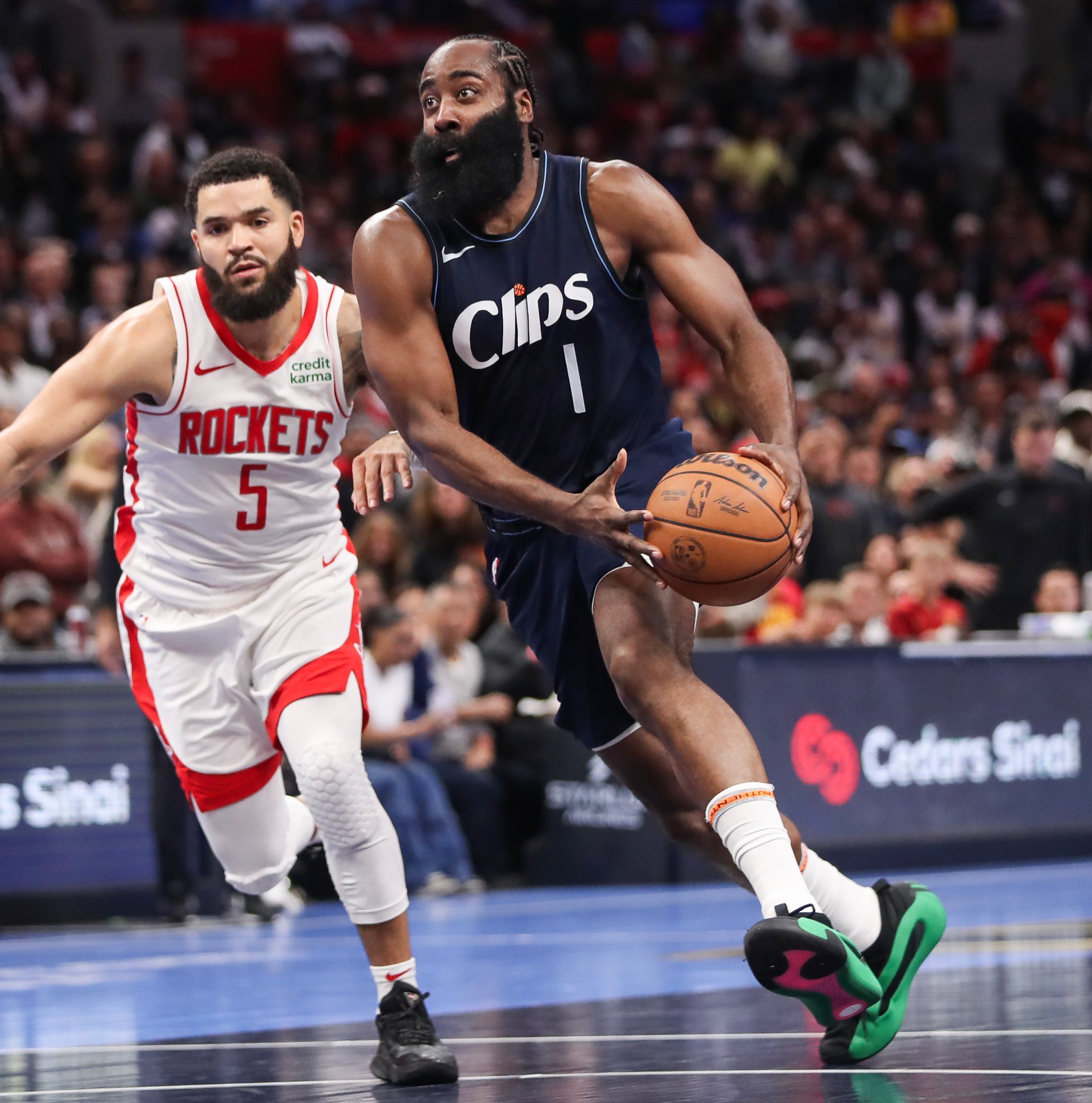 The internet wants James Harden to return to the Rockets