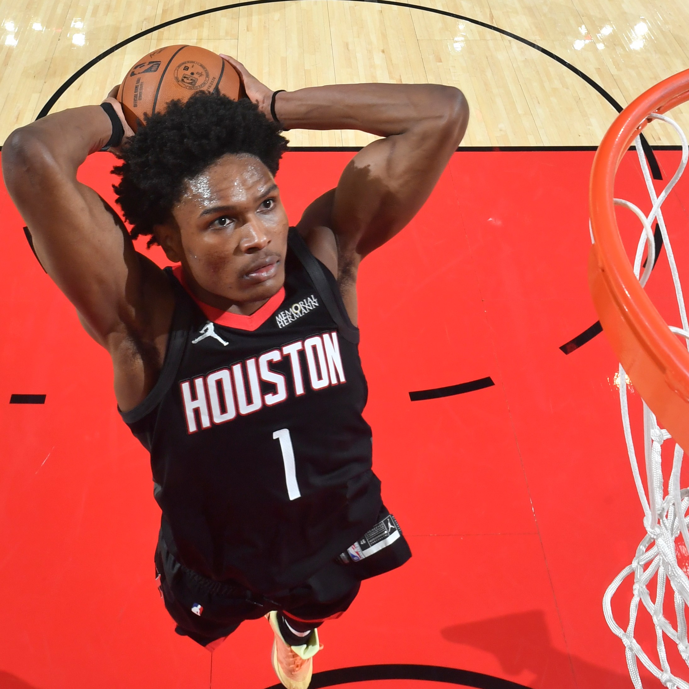 Pacers Motor Into Houston