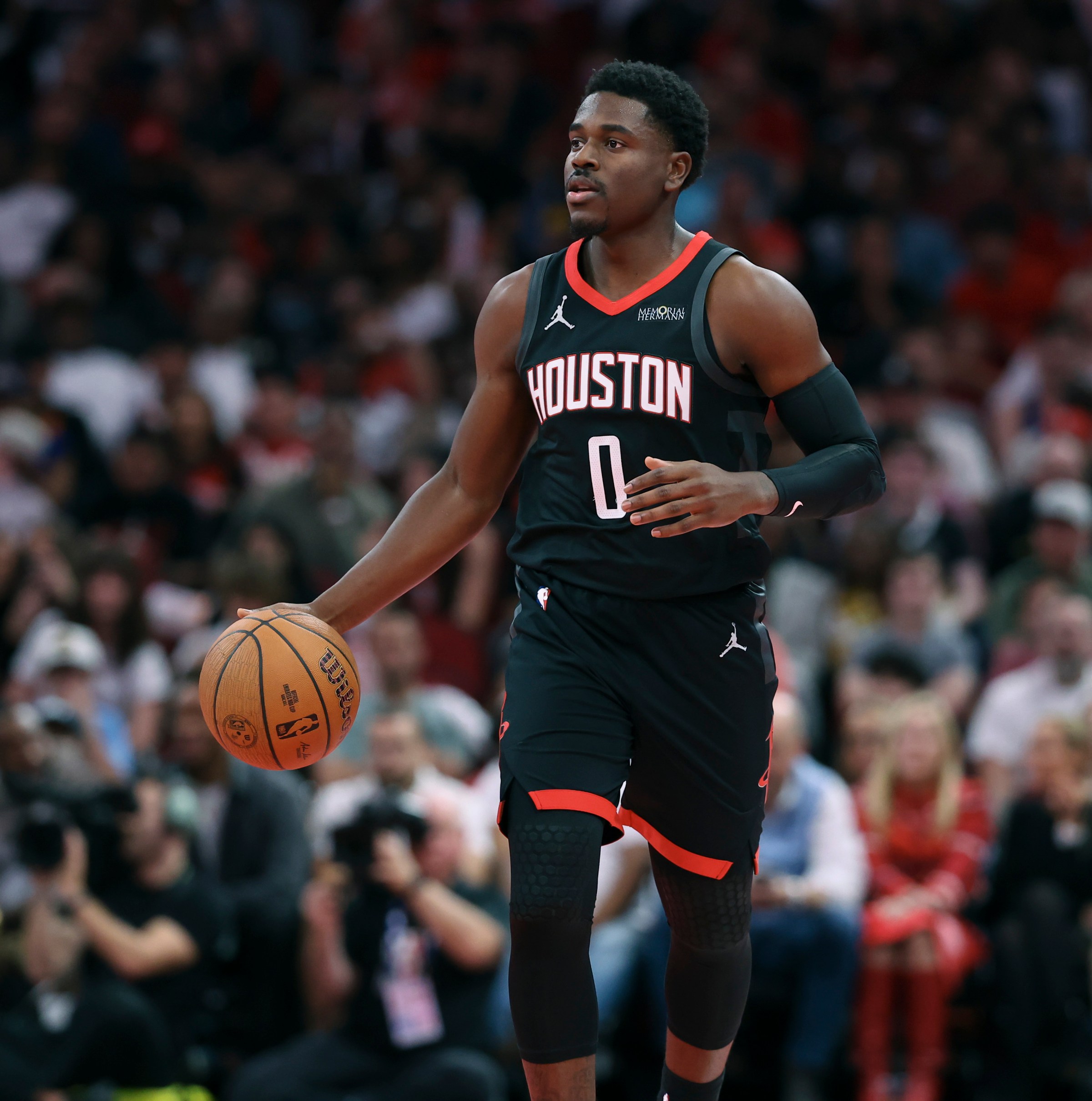 It’s Holiday Season: Aaron Holiday needs to come up big for Rockets