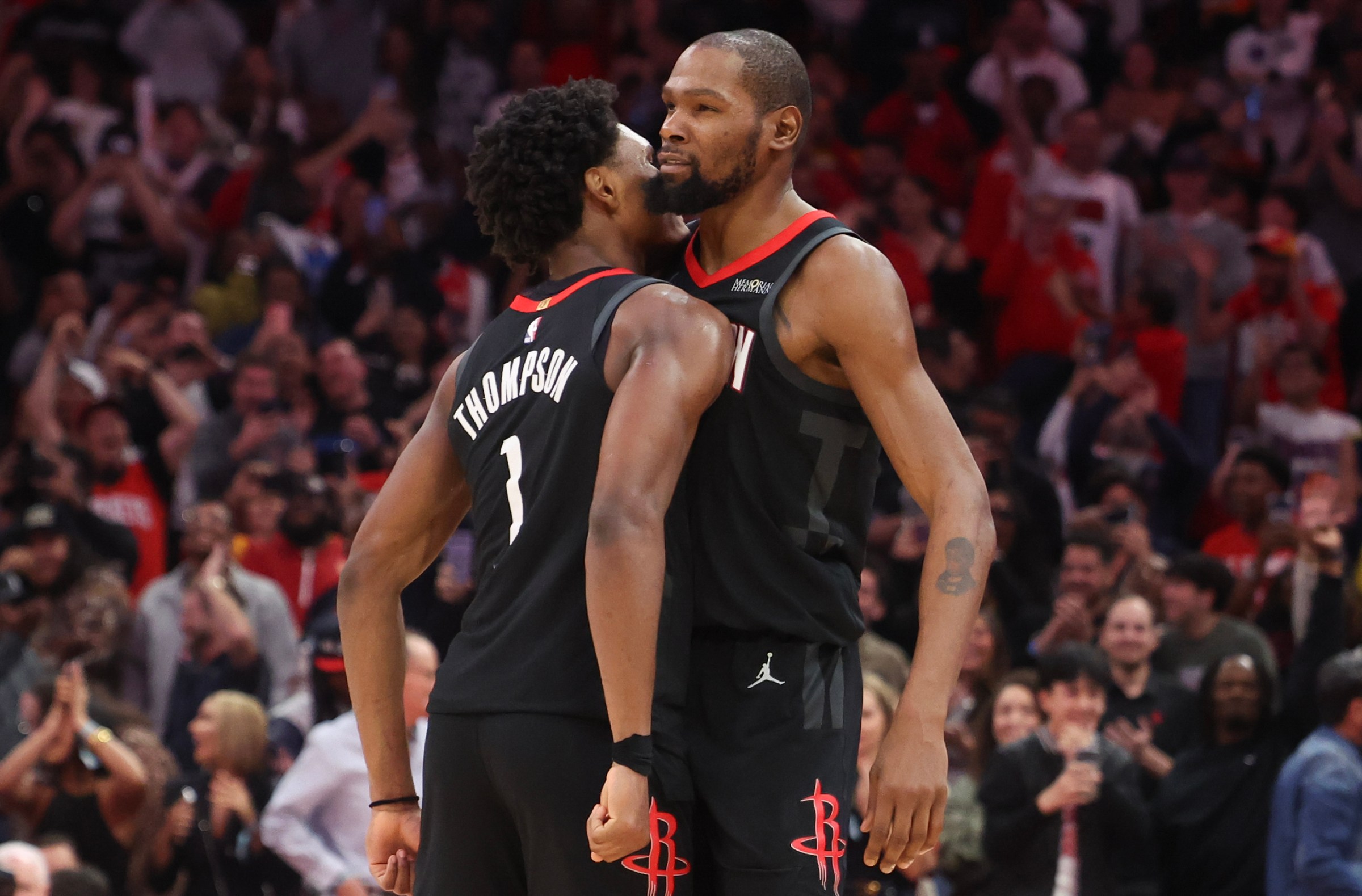 Rockets heading west for Trail Blazers