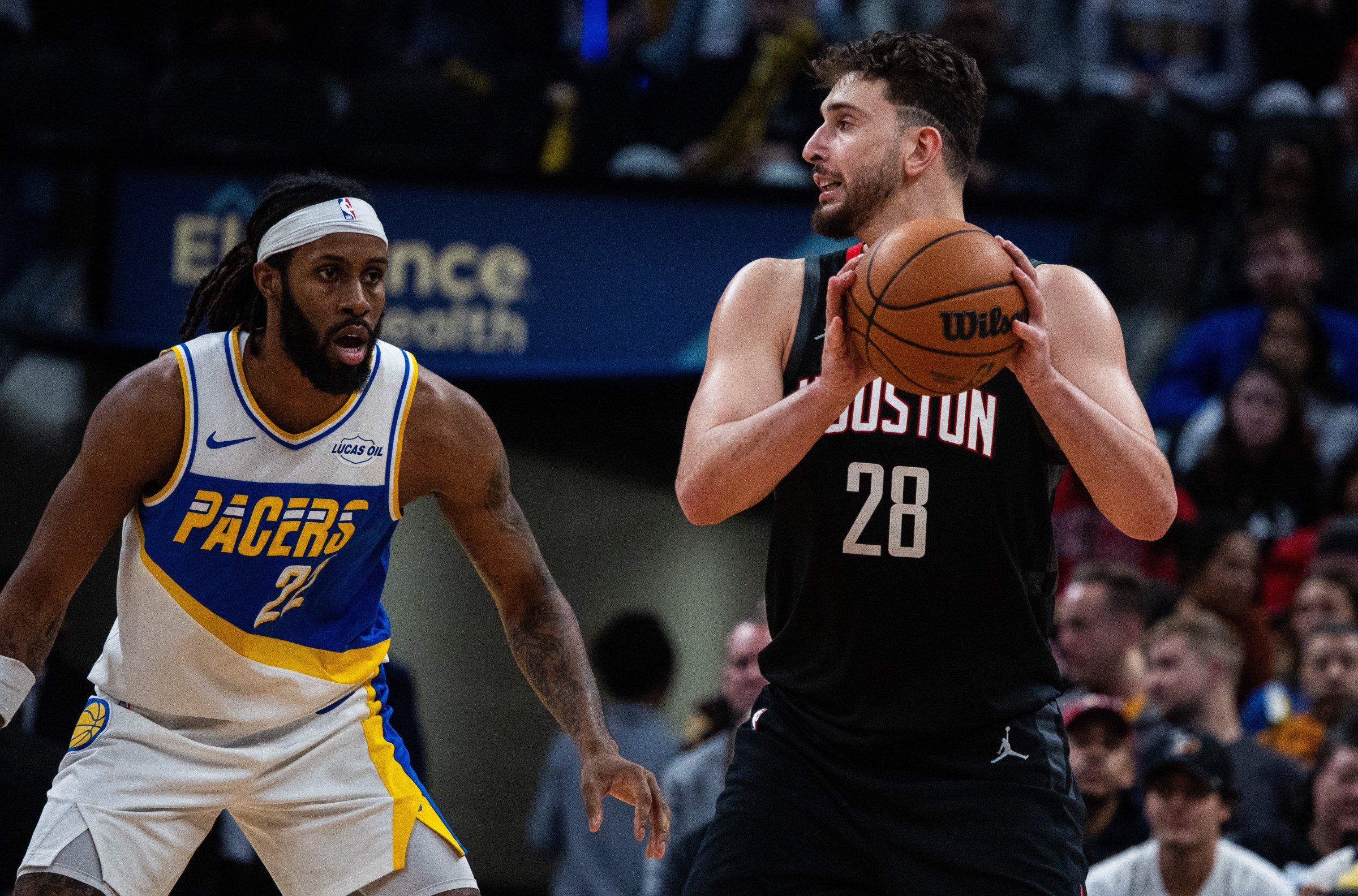 Rockets down Pacers 118-114 with KD out