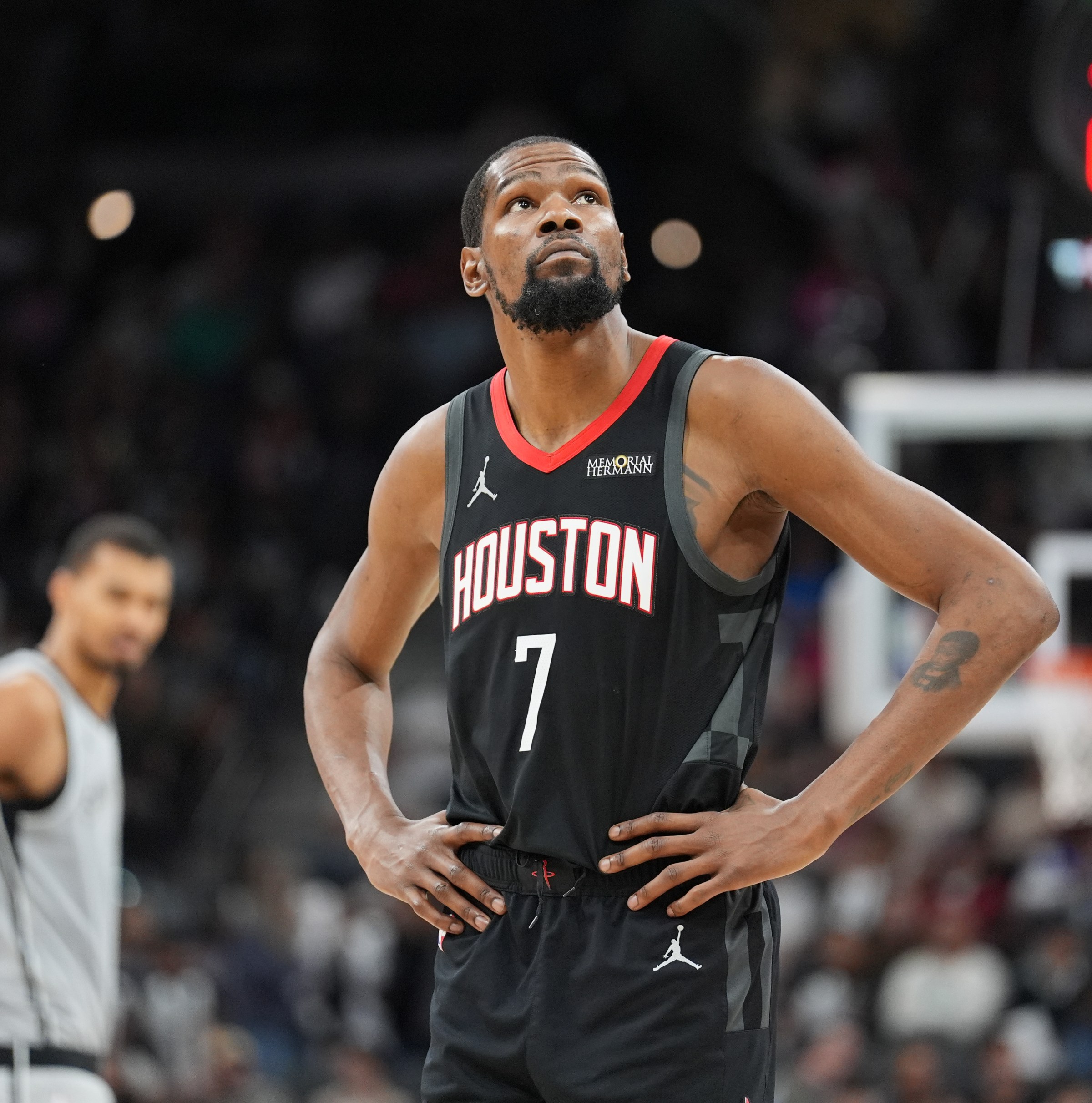 Rockets 澳洲的体彩168幸运5开奖历史记录 blown out by Spurs 145-120