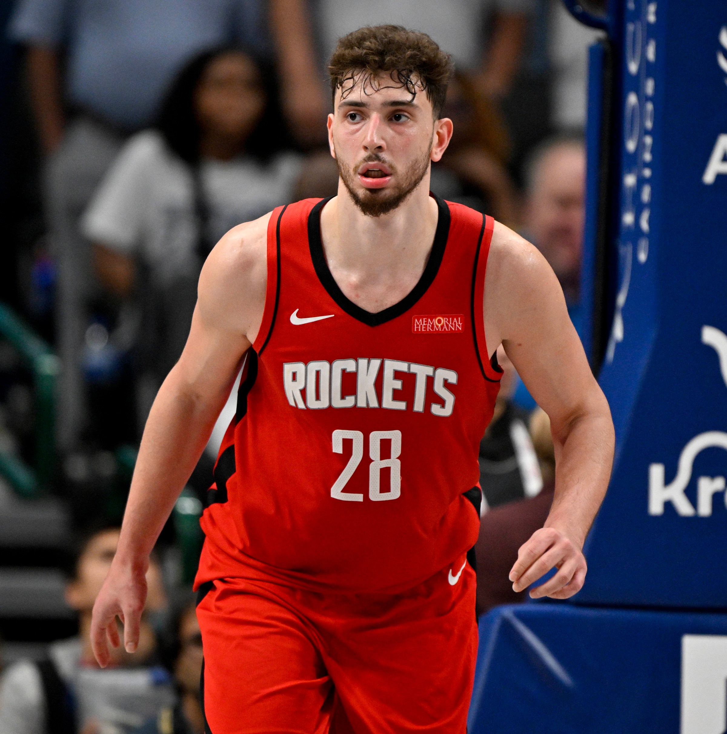 Rockets lose to Mavs and lose Alperen Sengun to injury