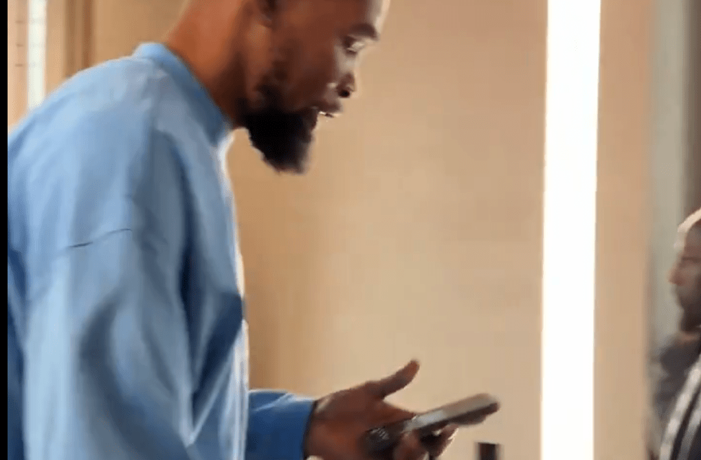 The internet believes Kevin Durant was behind burner account trashing teammates